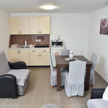 Boja Zalaska - Kameni Apartman 야고디나 외부 사진