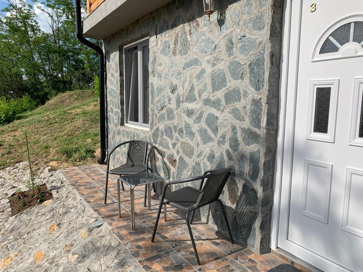 Boja Zalaska - Kameni Apartman 야고디나 외부 사진