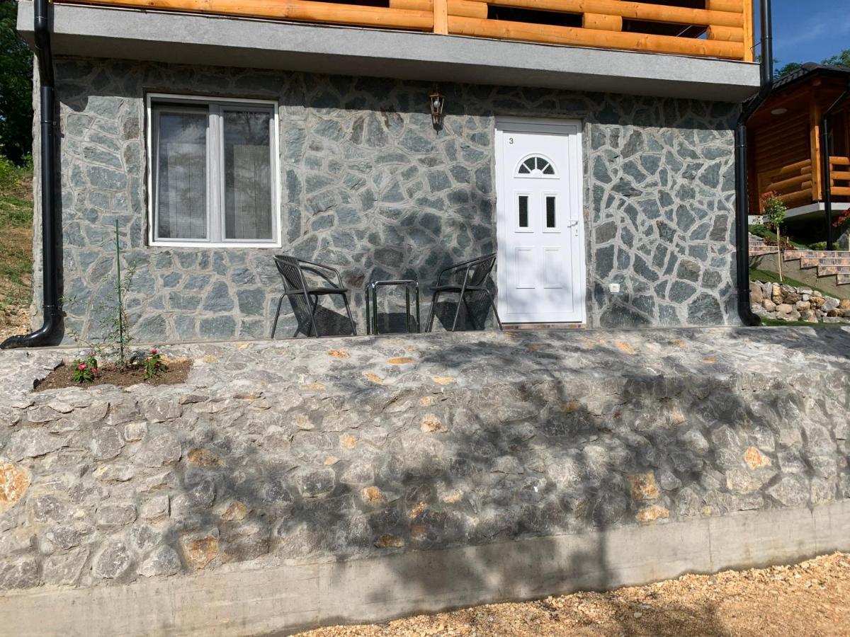 Boja Zalaska - Kameni Apartman 야고디나 외부 사진