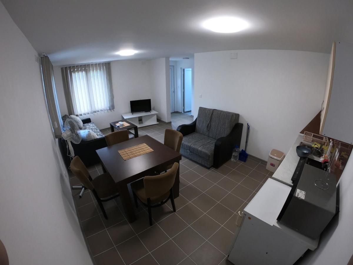 Boja Zalaska - Kameni Apartman 야고디나 외부 사진